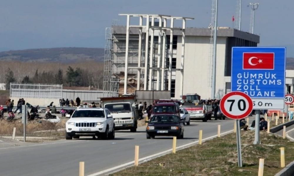 Ποιοι ζητάνε προσωρινό άνοιγμα των συνοριακών σταθμών με την Τουρκία στη Θράκη;